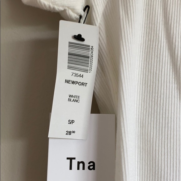 NWT small TNA white Newport TSHIRT - Picture 3 of 6